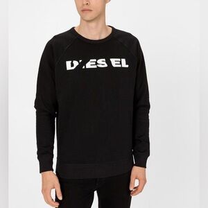 B096 DIESEL Broken Logo Crew